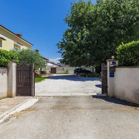 Apartment Nino-4 By Interhome *