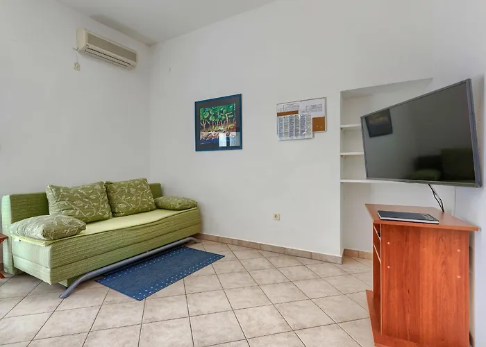 Nino-4 By Interhome Poreč