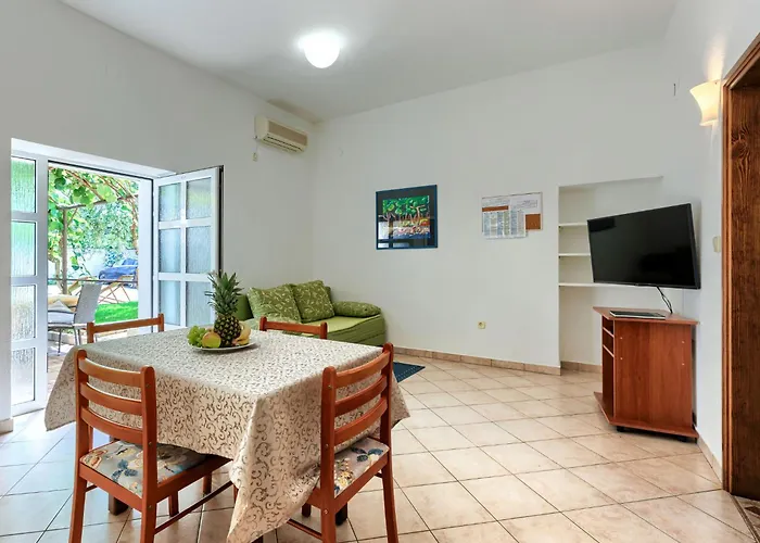 Nino-4 By Interhome Apartmán