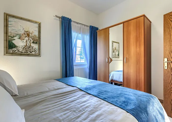 Nino-4 By Interhome *