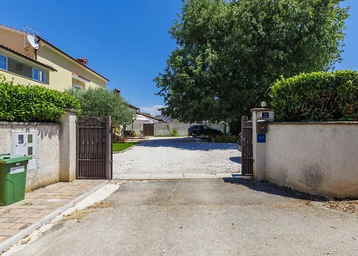 Apartman Nino-4 By Interhome *