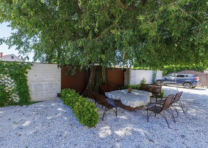 Nino-4 By Interhome *