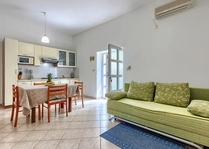 Lejlighed Nino-4 By Interhome Poreč